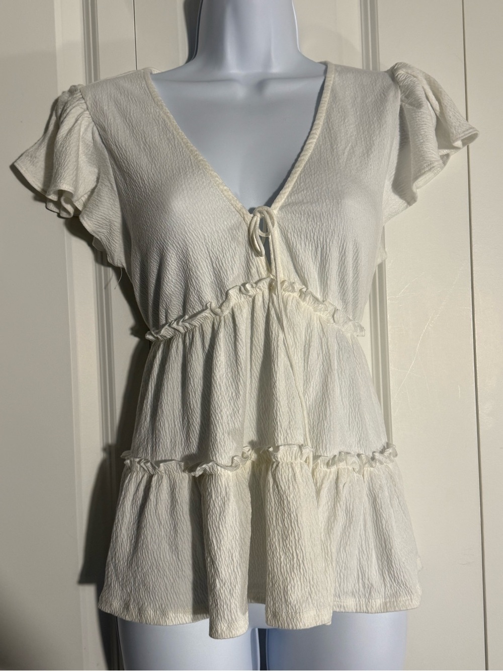 Forever 21 Cream Ruffled Tie-Front Peplum Tunic Top